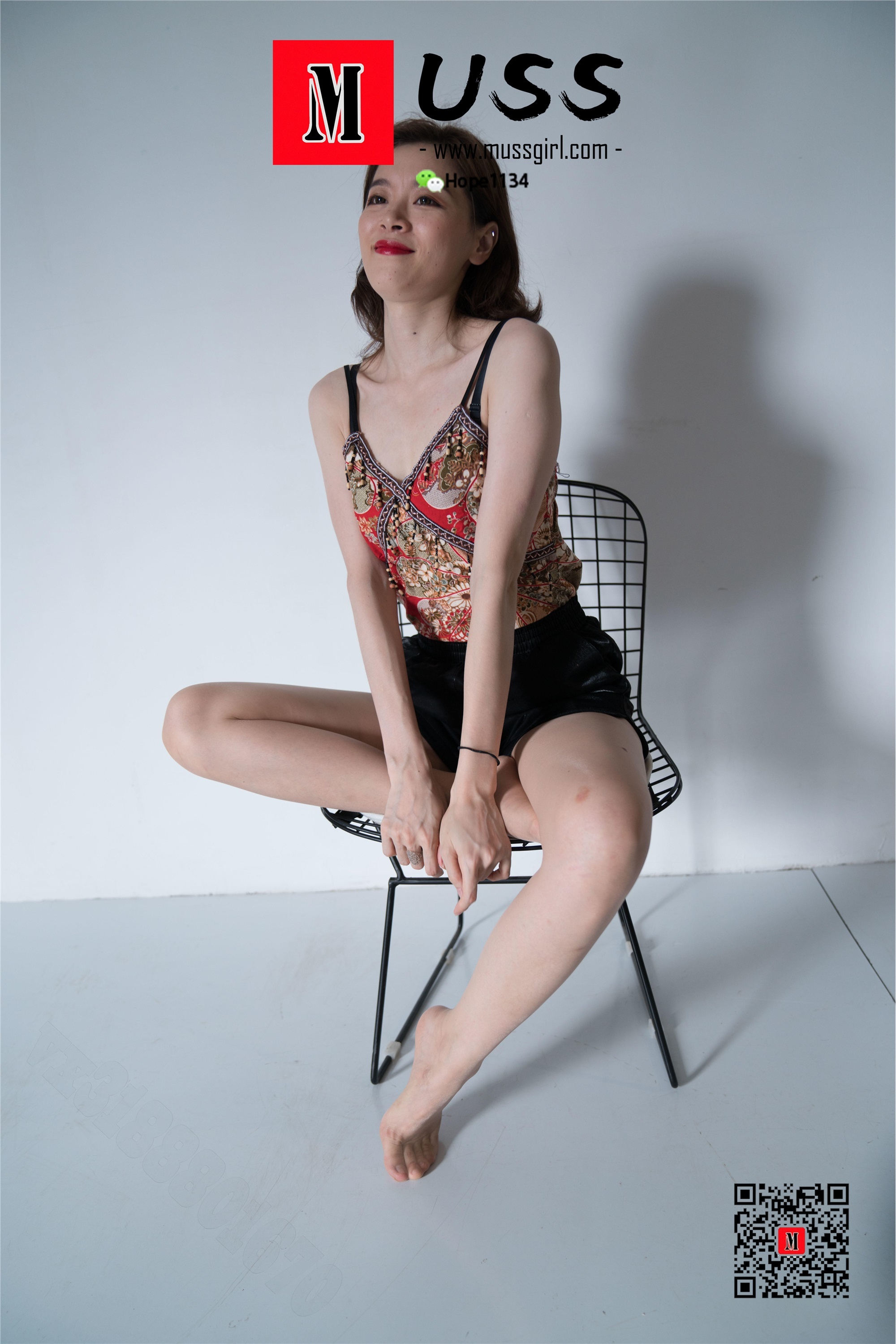 MussGirl慕丝女郎  NO.042 摄影与丝－model陈（足部特辑）